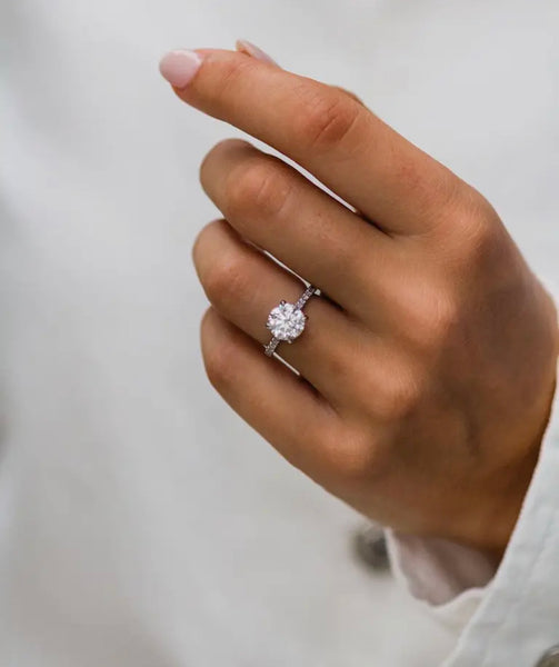 Moissanite vs. Diamonds: What’s the Difference?