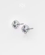 Load image into Gallery viewer, Solitaire Stud Earrings 5MM

