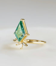 Load image into Gallery viewer, Eden Ring -14K White or Yellow Gold
