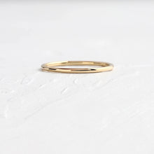 Load image into Gallery viewer, Skinny Solid Gold Ring

