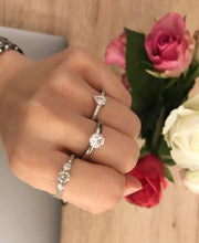 Load image into Gallery viewer, Solitaire Ring
