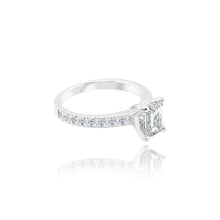 Load image into Gallery viewer, Natural Diamond Ring, Emerald Cut 0,30ct /VS2/G
